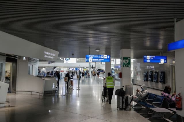 Βαρβιτσιώτης: Πάνω από 1.000 Έλληνες έχουν επαναπατριστεί