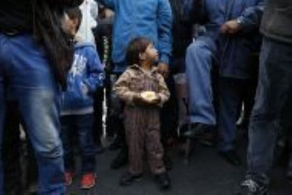 Μακρόν: Δεν θα υπάρξη εισροή  Αφγανών στην Ευρώπη  αντίστοιχες με εκείνες του 2015