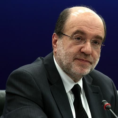 Τρύφων Αλεξιάδης: Ξεχνούν τις υποσχέσεις τους, ξεχνούν τους ελέγχους στην αγορά, ξέχασαν και τις εκλογές