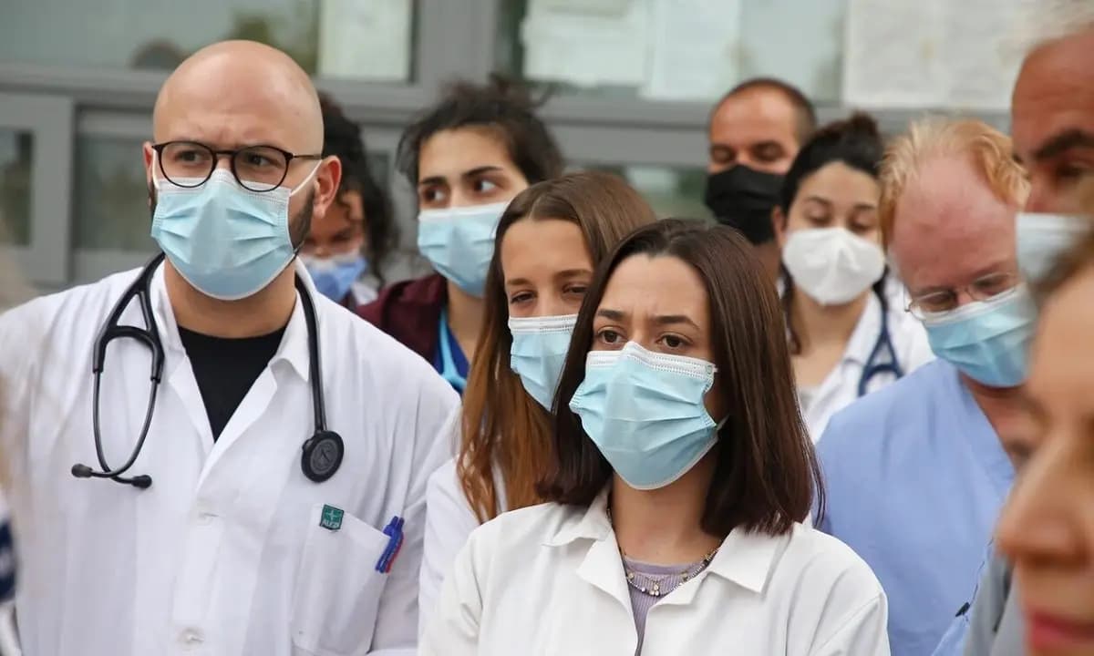 ΕΝΙΘ - Καταγγελία επίθεσης σε ειδικευόμενη ψυχίατρο εν ώρα εργασίας