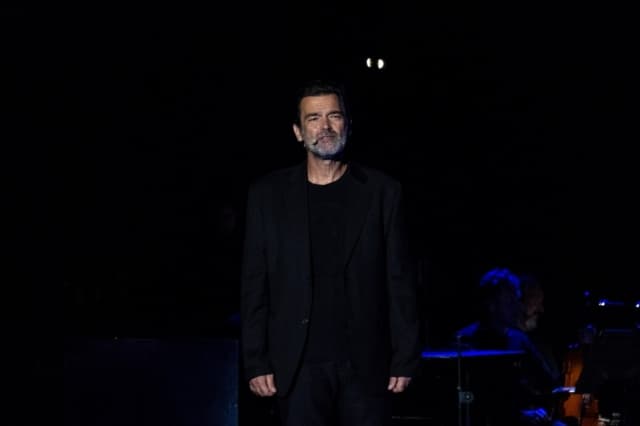 Κωνσταντίνος Καζάκος: “Η βία που έχει ασκήσει ο Γεωργιάδης είναι μεγαλύτερη από αυτή του Βλάχου”