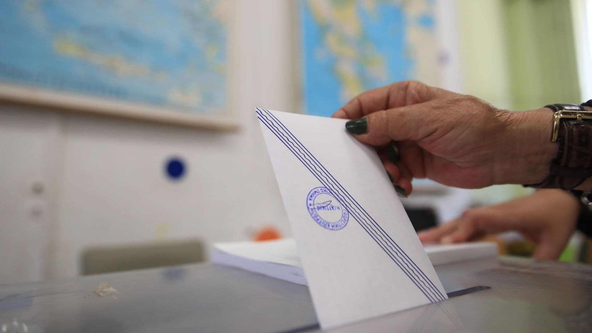 Γκάλοπ Interview: Στο +11,9% η ΝΔ από το ΠΑΣΟΚ – Προβάδισμα 25% του Κασσελάκη έναντι του Φάμελλου