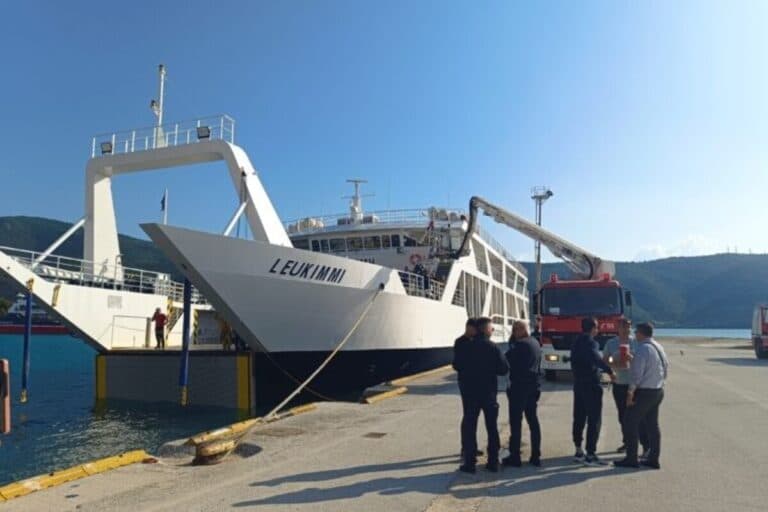 Ηγουμενίτσα: Έσπασε η μπουκαπόρτα πλοίου την ώρα που έδενε