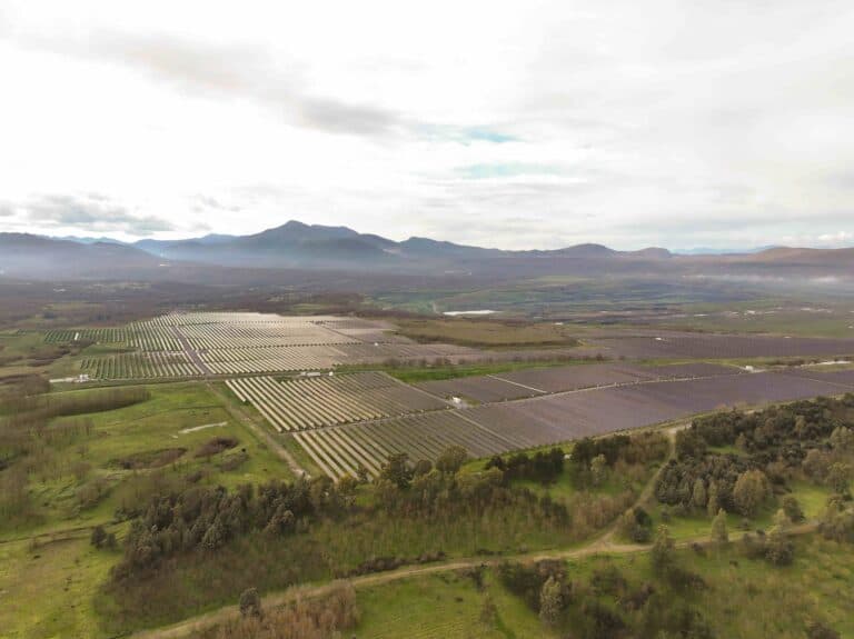 ΔΕΗ: Ξεκινά η δεύτερη φάση κατασκευής του φωτοβολταϊκού πάρκου 490 MW στη Μεγαλόπολη