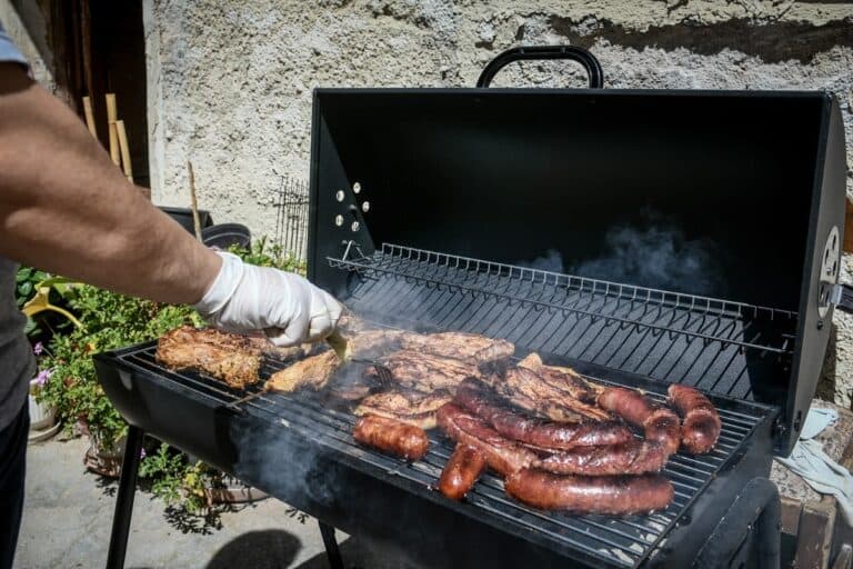 Απαγόρευση Ψησίματος στα Πανηγύρια: Νέος Νόμος και Επιπτώσεις