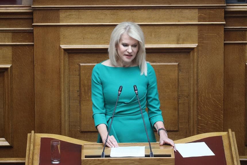 Θεοδώρα Τζάκρη : Για να αποδώσουμε τα του Καίσαρος τω Καίσαρι στα όσα λέγονται περί καινοτομιών...