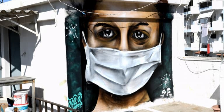 Γιατί πρέπει να απαγορευθεί η κυκλοφορία, τώρα, πριν γίνουμε Ιταλία