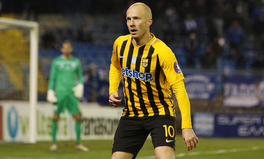 Όλα ανοιχτά για το μέλλον του Λάρσον