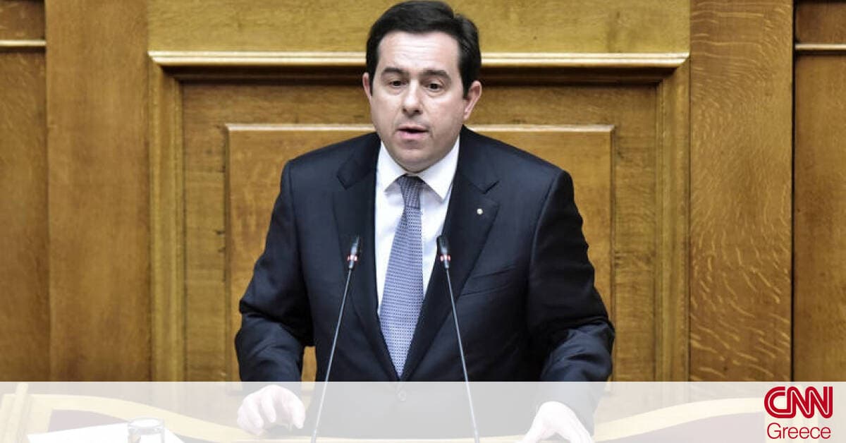 Μηταράκης: Αυστηροποιούνται οι περιορισμοί στην κυκλοφορία στις δομές φιλοξενίας