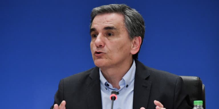 Το ιδιότυπο χιούμορ Τσακαλώτου για τα μέτρα της κυβέρνησης για κορωνοϊό: Ο Σκρουτζ Μακ Ντακ συναντά τον Τζορτζ Οργουελ