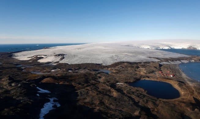 Ερευνα: Η κλιματική αλλαγή πρασινίζει την Ανταρκτική