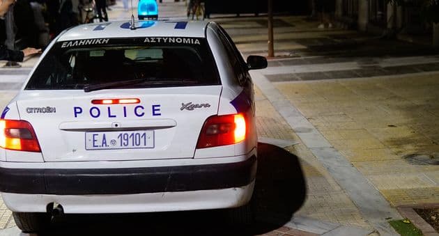 Έλεγχοι σε τρεις ΜΚΟ και σε δύο δομές προσφύγων από Εθνική Αρχή Διαφάνειας και αστυνομία