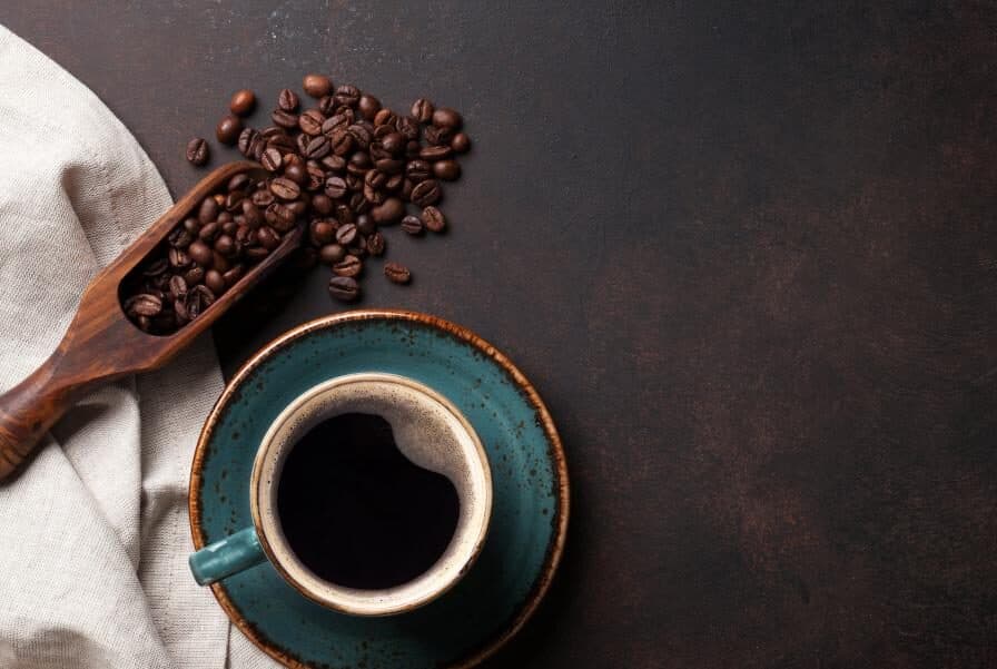 Γιατί δεν είναι καλό να πίνεις καφέ πριν φας πρωινό