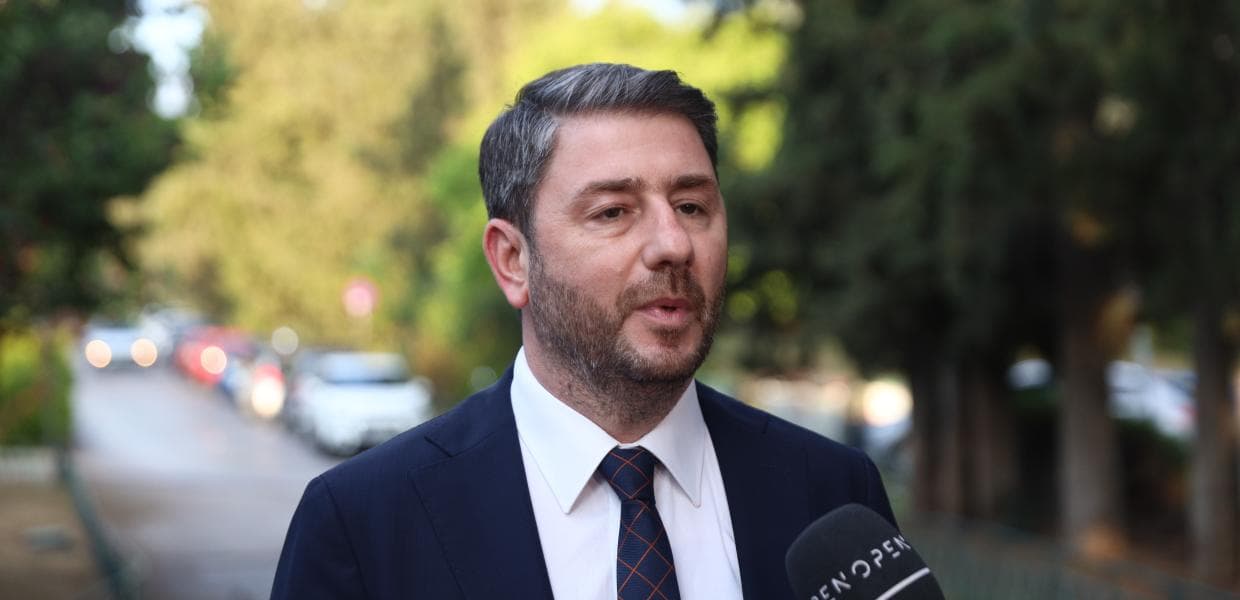 ΠΑΣΟΚ - ΚΙΝΑΛ / Δεν κυρώνει τα μνημόνια των Πρεσπών - Ο Ανδρουλάκης συντάσσεται με την κυβέρνηση