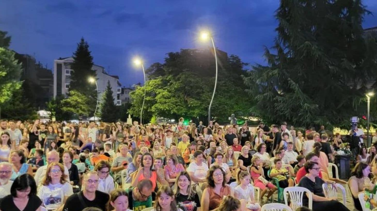 Μίλτος Τεντόγλου: Τα Γρεβενά πανηγύρισαν το χρυσό του μετάλλιο – Γέμισε κόσμο η κεντρική πλατεία