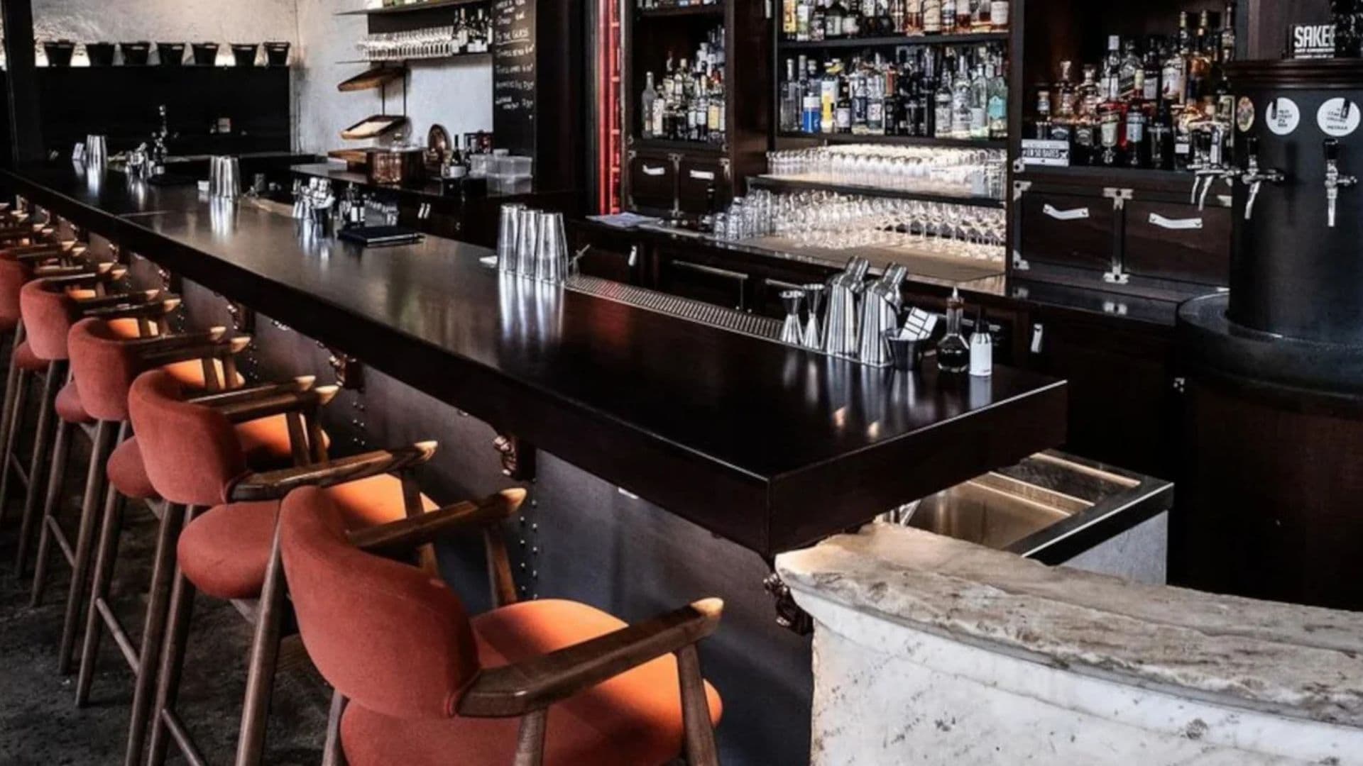 Ποια μπαρ της Αθήνας βρίσκονται στη λίστα με τα 50 καλύτερα του κόσμου – Δείτε σε ποια θέση φιγουράρουν