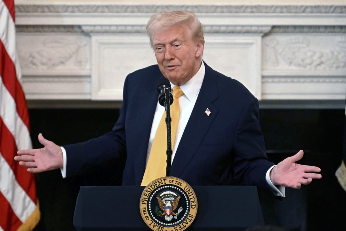 Τραμπ: Ευθύνες σε Μακρόν και Στάρμερ για την Ουκρανία