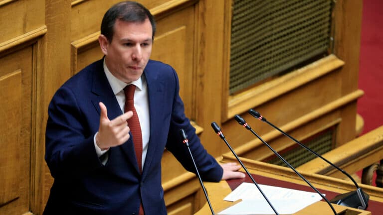 Η Βουλή άρει την ασυλία του Παναγιώτη Δουδωνή