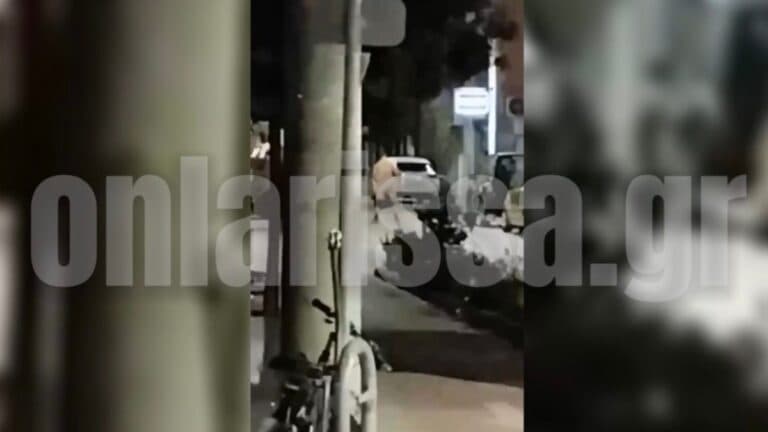 Λάρισα: Κυκλοφορούσε στον δρόμο γυμνός ακούγοντας… μουσική