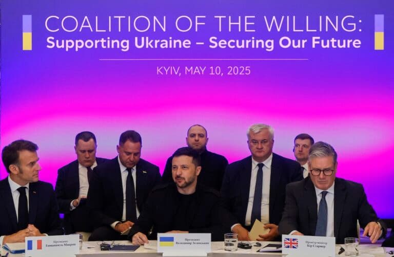 Στο Κίεβο οι «Πρόθυμοι»: Τελεσίγραφο 30 ημερών στη Ρωσία για κατάπαυση πυρός, αλλιώς περισσότερες κυρώσεις