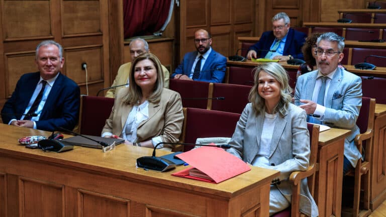 Προανακριτική χωρίς καφέ και νερό