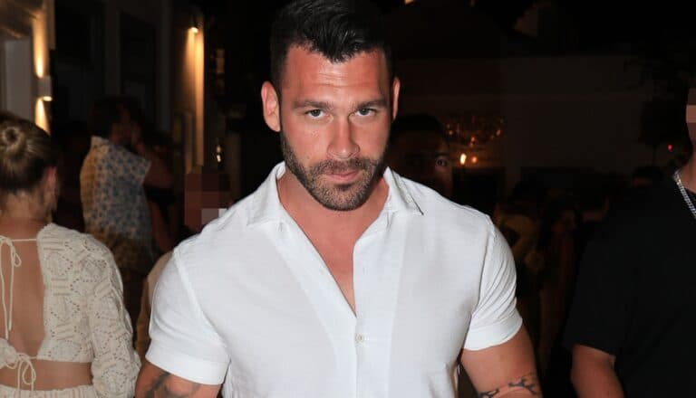 Στάθης Σχίζας: «Ζητάω δημόσια συγγνώμη από τον Γιώργο Καράβα»