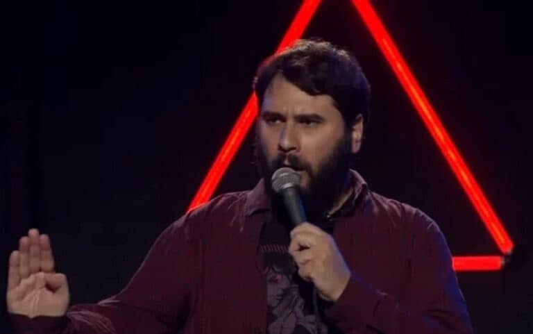 Πάρις Ρούπος: Η ανακοίνωση για την απόλυση και τα υβριστικά μηνύματα που λαμβάνει