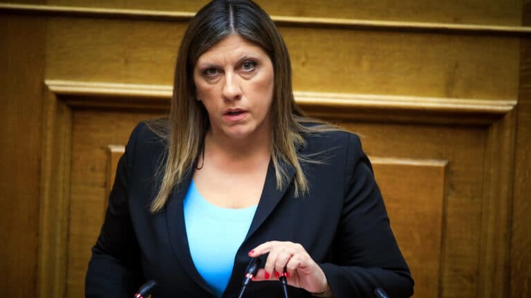 Προαναγγέλλει «χάπενινγκς» στην παρέλαση της 28ης Οκτωβρίου στο Σύνταγμα η Ζωή Κωνσταντοπούλου