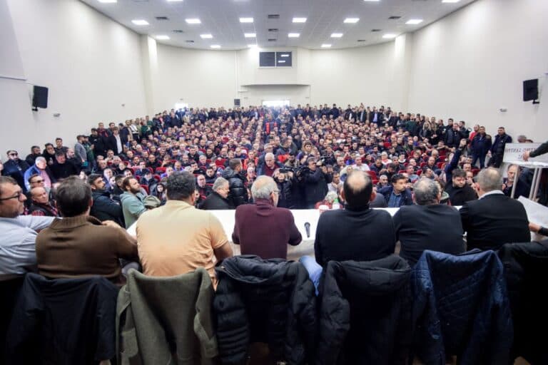 «Δεν θα πάμε στο Μαξίμου για τσάι – Θέλουμε δεσμεύσεις»: Οι αγρότες στέλνουν έγγραφο 7 σημείων σε Μητσοτάκη