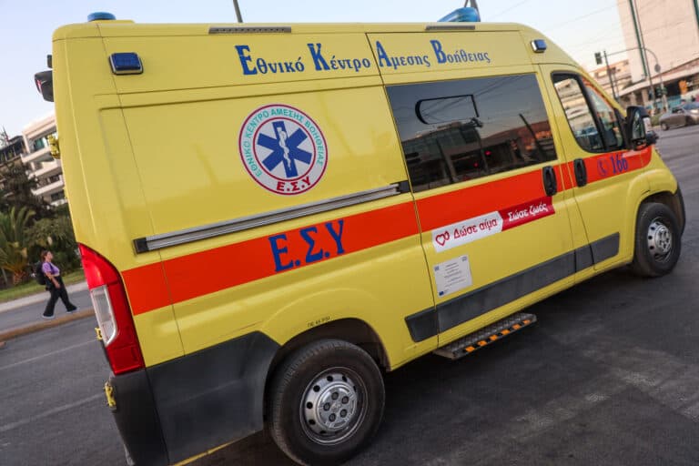 Σοβαρό τροχαίο στη Νέα Ιωνία – Μπετονιέρα παρέσυρε πεζή