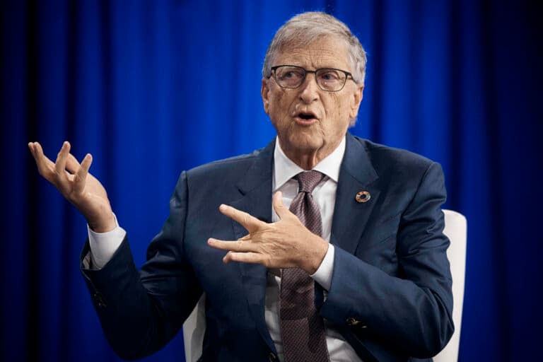 Οργισμένη απάντηση του Γκέιτς για τις «Ρωσίδες» και τα αφροδίσια νοσήματα στα αρχεία Επστάιν