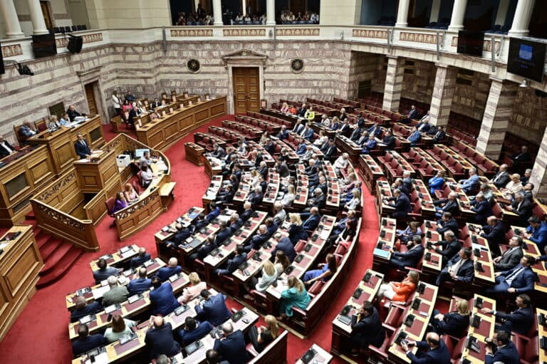 Η πολιτική ζωή της χώρας και οι πρόσφατες εξελίξεις