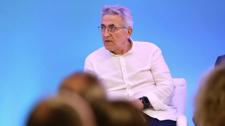 Στο στόχαστρο του Βουρλιώτη ο πρόεδρος της ΓΣΕΕ - Για διασπάθιση 2 εκατ. ευρώ