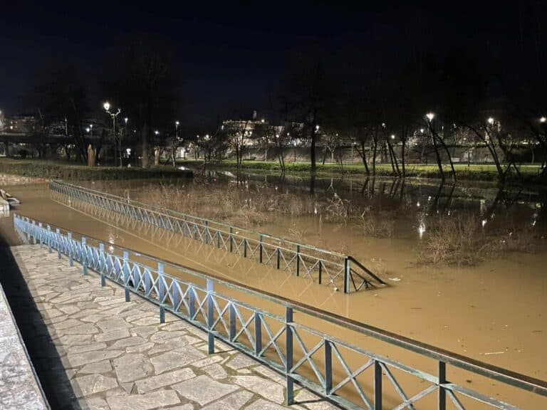 Λάρισα: Έκτακτα μέτρα λόγω υπερχείλισης του Πηνειού