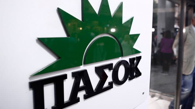 ΠΑΣΟΚ: «Όλα τα ‘χε η Μαριορή, οι διαγραφές της έλειπαν»