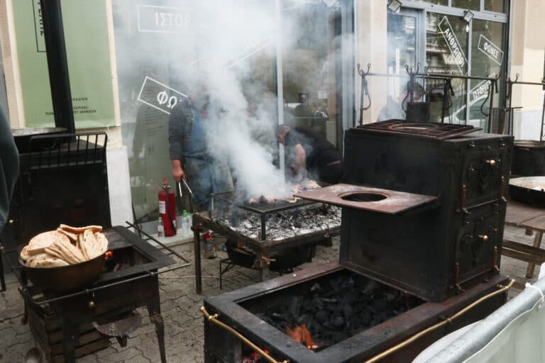 Ο καιρός την Τσικνοπέμπτη 2026: Η ΕΜΥ δεν μας τα λέει καλά