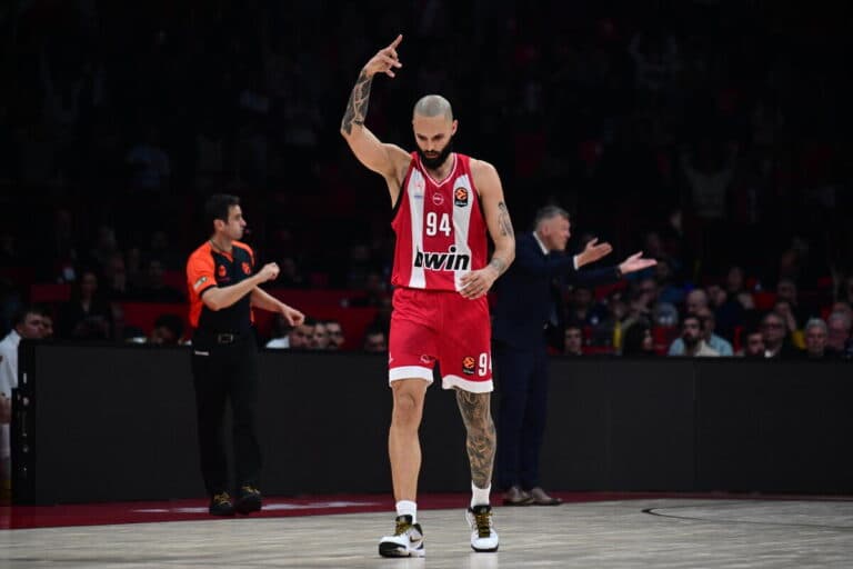 Ολυμπιακός – Φενέρ 104-87: Μεγάλη νίκη για τους Πειραιώτες που «αγκαλιάζουν» το πλεονέκτημα έδρας