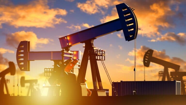 Ανατροπή στο πετρέλαιο: Πτώση τιμών παρά τις επιθέσεις στα ΗΑΕ – Το ακραίο σενάριο