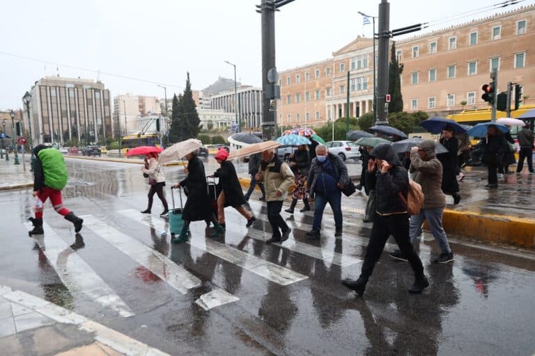 Ο καιρός τα Χριστούγεννα 2025: Τι βλέπει ο Μαρουσάκης