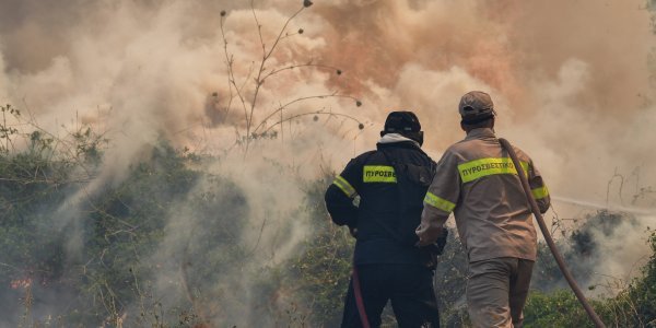 Φωτιά στον δήμο Μάνης Μεσσηνίας - Επιχειρούν 17 πυροσβέστες