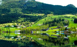 Geiranger fjord norvigia prasino topio