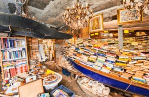libreria aqua alta