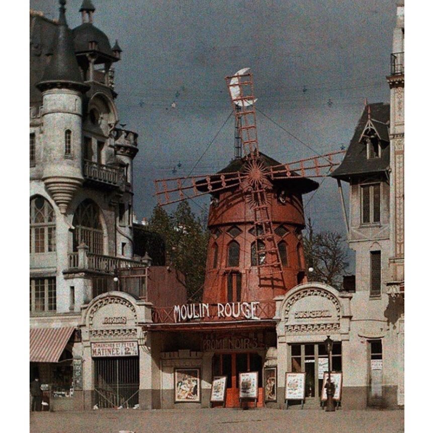 moulin rouge vintage