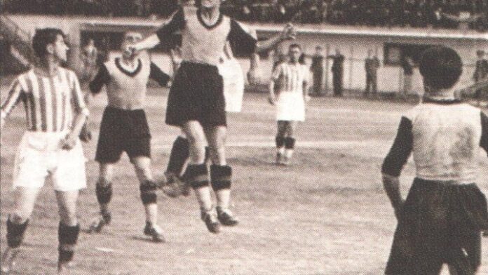 Το ποδόσφαιρο στα χρόνια του πολέμου ποδόσφαιρο κατοχή
