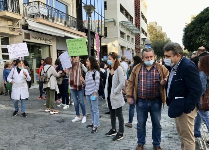Ν. Ηγουμενίδης: Δεν μπορεί άλλο η ηγεσία του Υπουργείου Υγείας να ρίχνει λευκή πετσέτα στη δημόσια υγεία Ν. Ηγουμενίδης