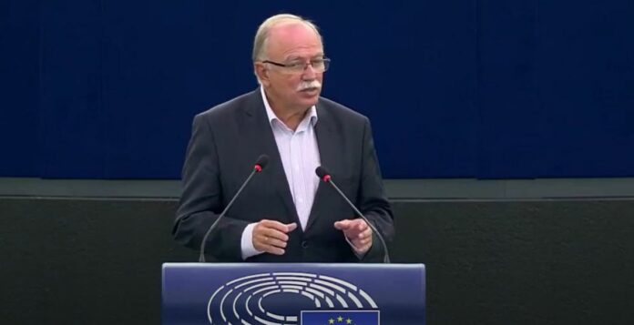 Δ. Παπαδημούλης: Το Ευρωκοινοβούλιο με ευρύτατη συναίνεση ζητά για τον Προϋπολογισμό της ΕΕ το 2022 αυξήσεις συγκεκριμένες, απολύτως ρεαλιστικές και αναγκαίες (Video) Δ. Παπαδημούλης