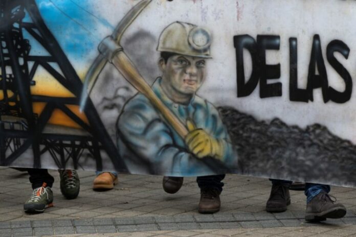 miners-768x512.jpg