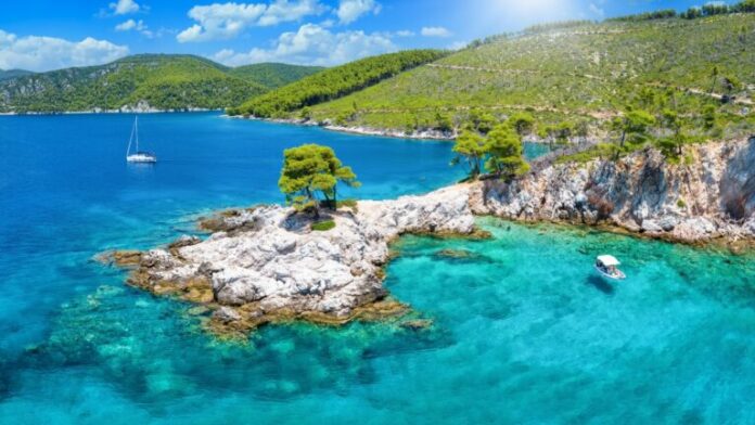 ELLHNIKO_NISI_SKOPELOS-768x432.jpg