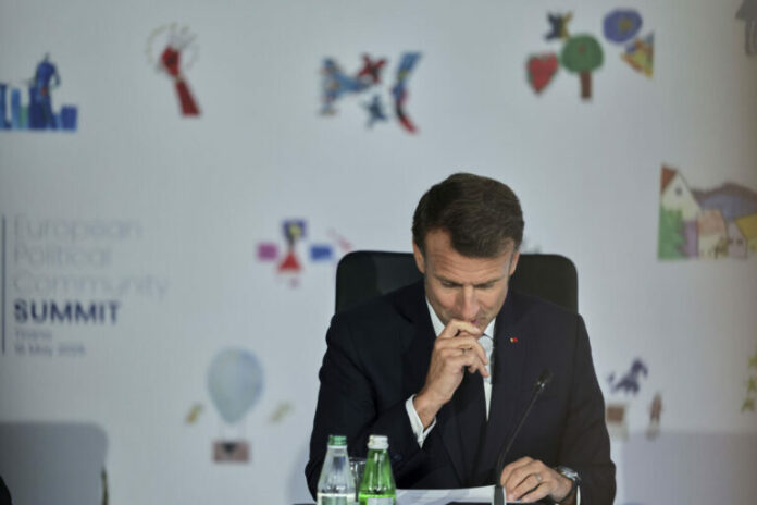 Macron-1-768x512.jpg