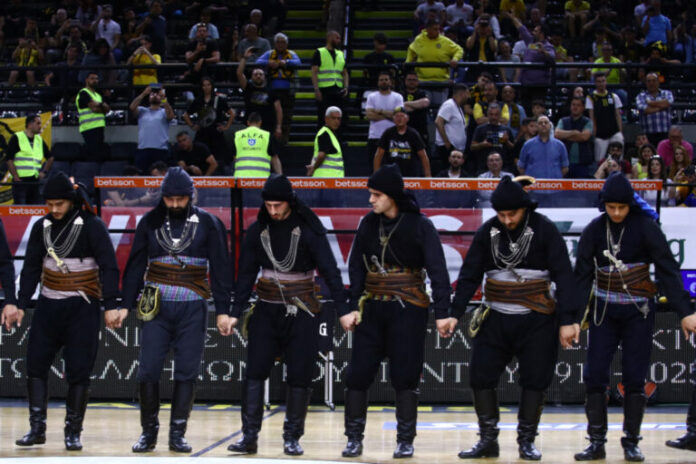 aek-romitheas-basket-pyrrihios-genoktonia-pontion-768x512.jpg